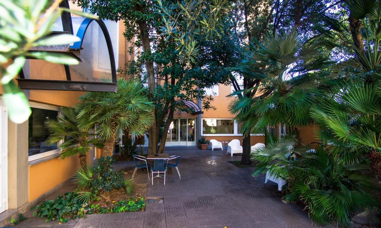 Mistral2 Hotel オリスターノ エクステリア 写真