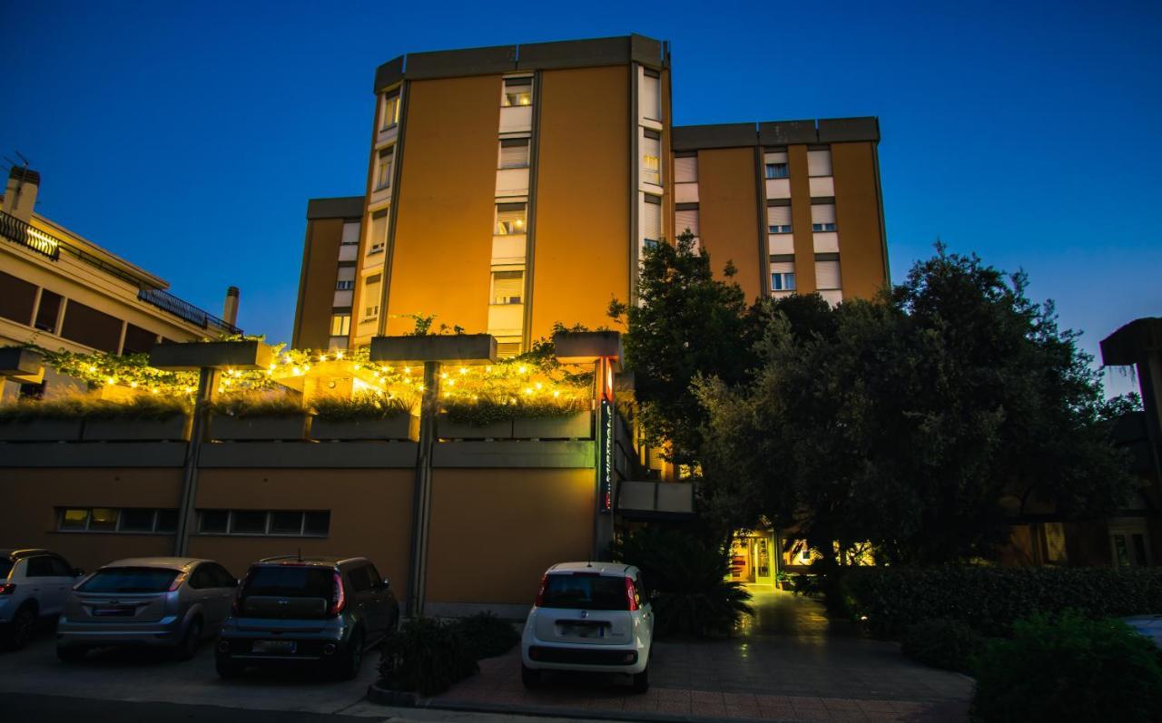 Mistral2 Hotel オリスターノ エクステリア 写真