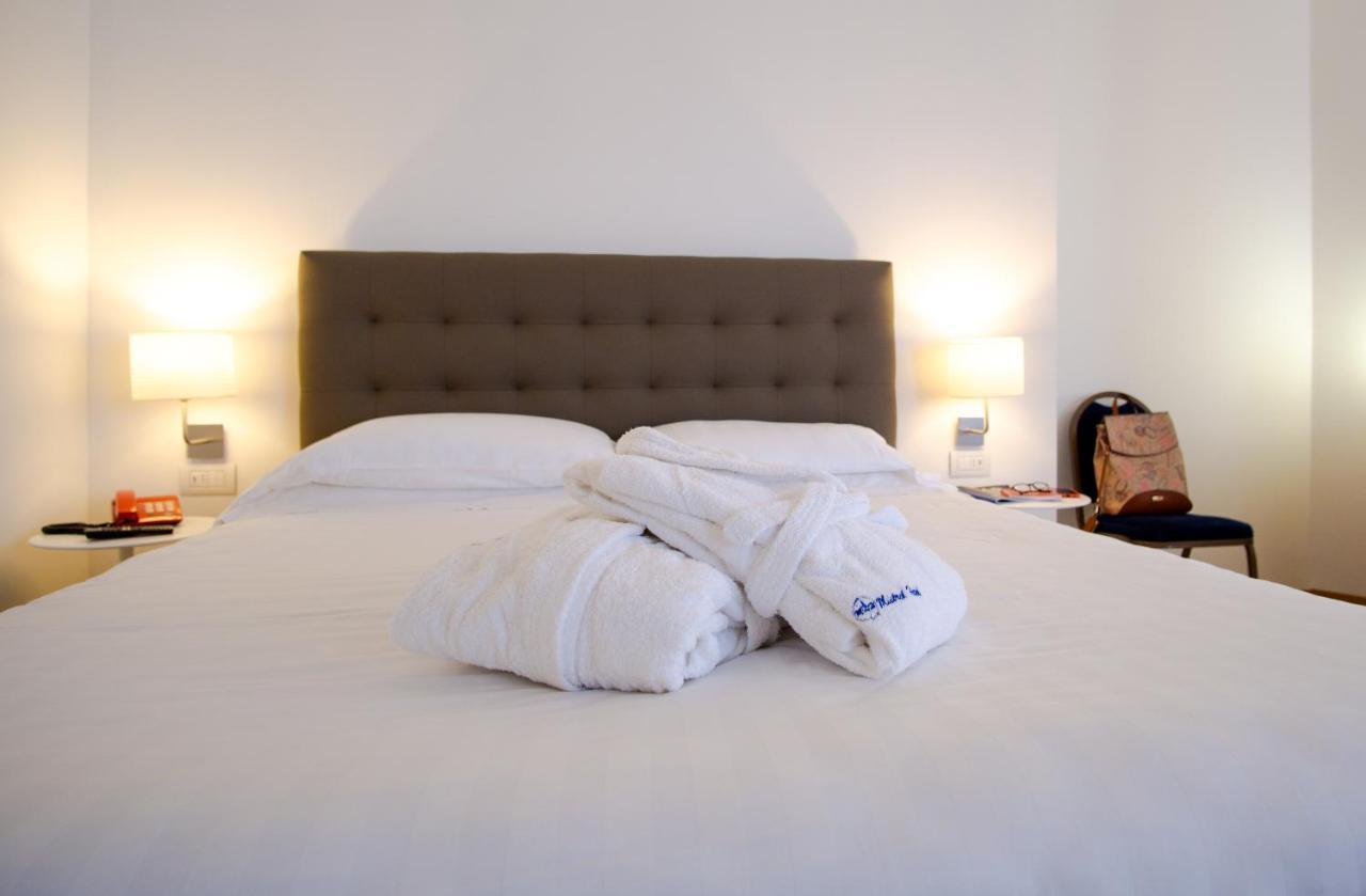 Mistral2 Hotel オリスターノ エクステリア 写真